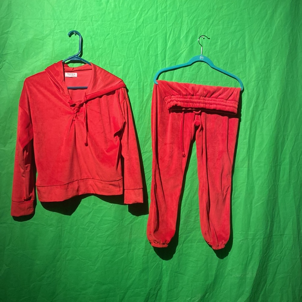 Red Jump Suit - Picture 2 of 2
